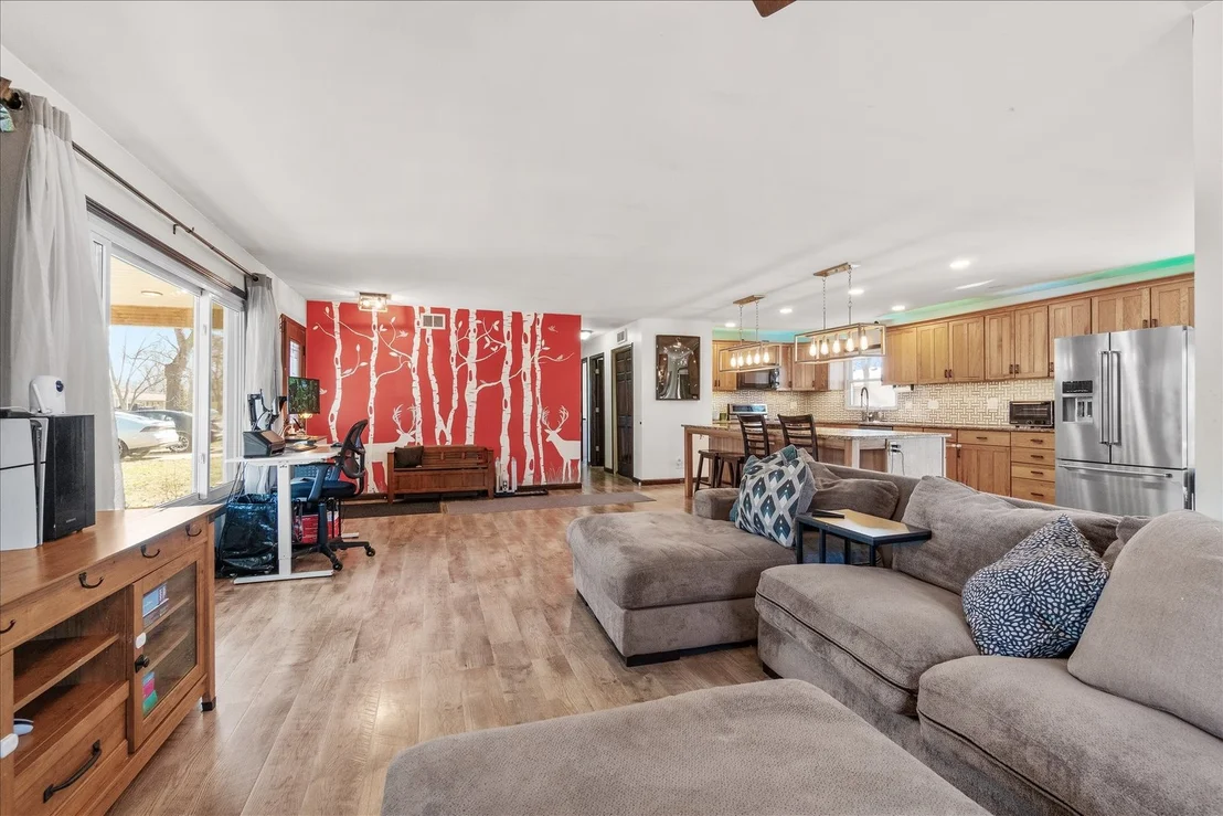 Photo of 25 Seneca Drive