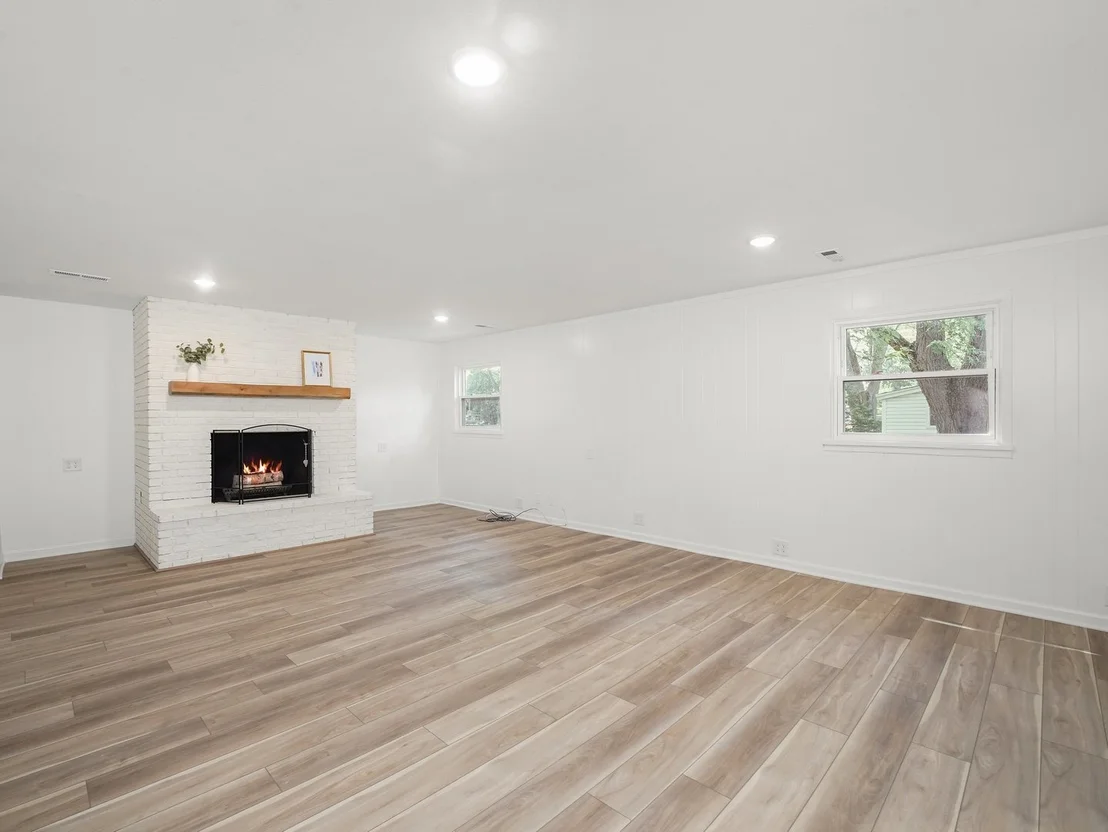 Photo of 1403 Hampton Lane