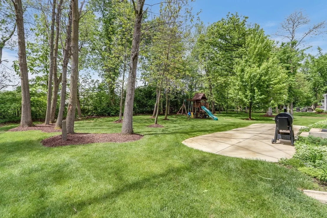 Photo of 1612 Bur Oak Drive