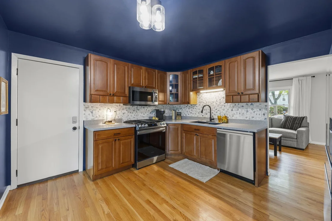 Photo of 888 Shady Lane