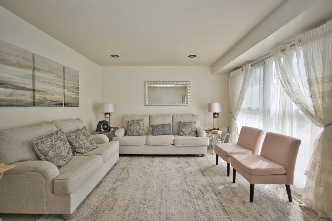 Photo of 6948 Beckwith Road