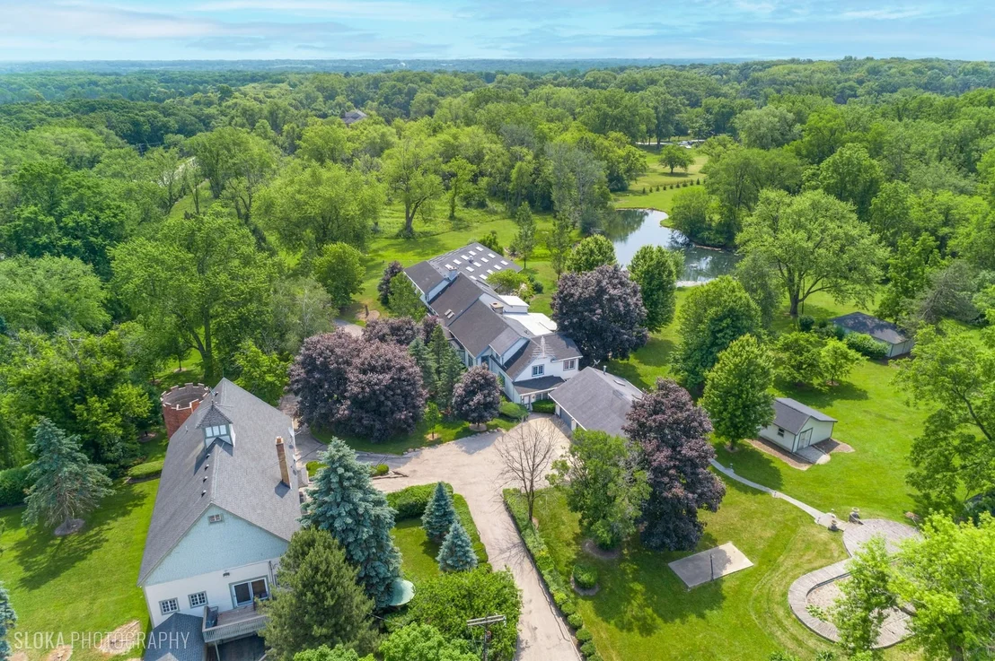 Photo of 153 Algonquin Road