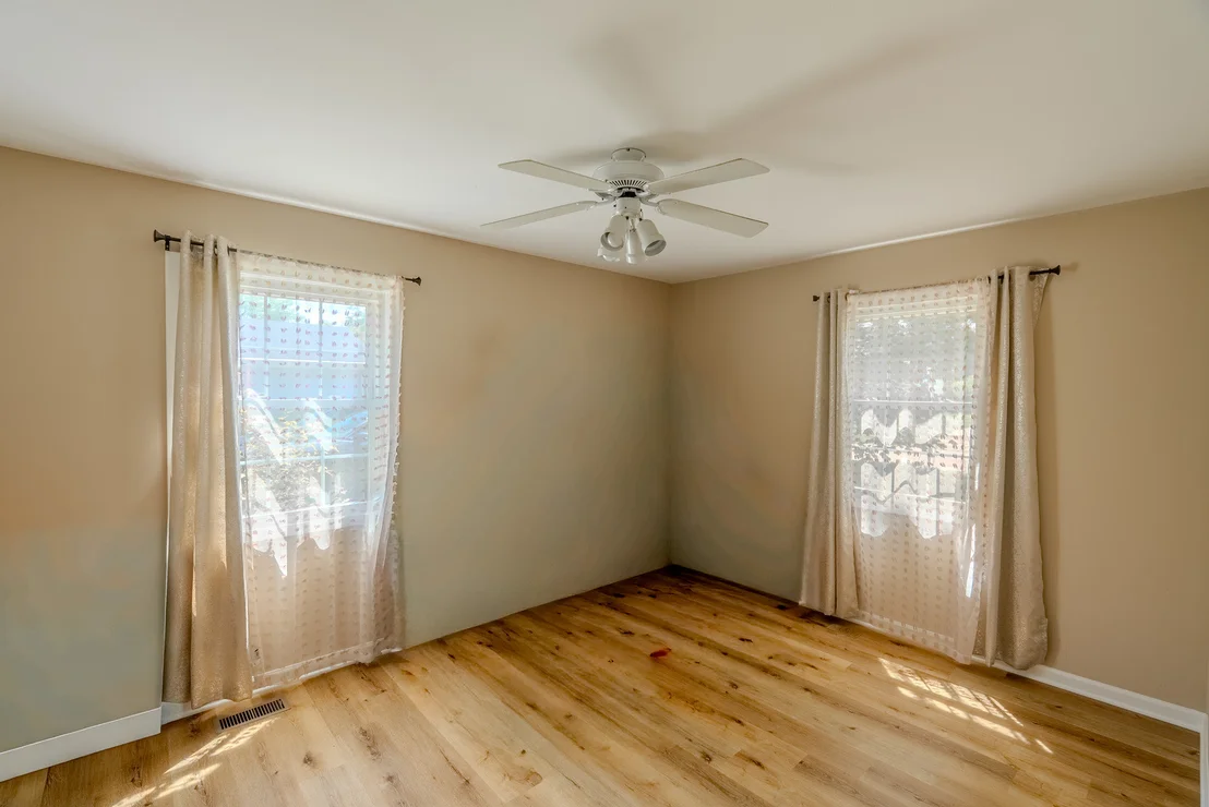 Photo of 680 Indian Spring Lane