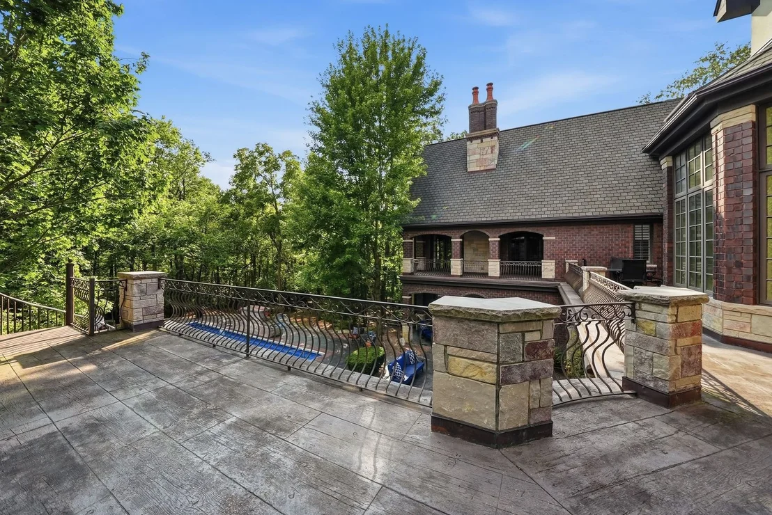 Photo of 501 Chatfield Road