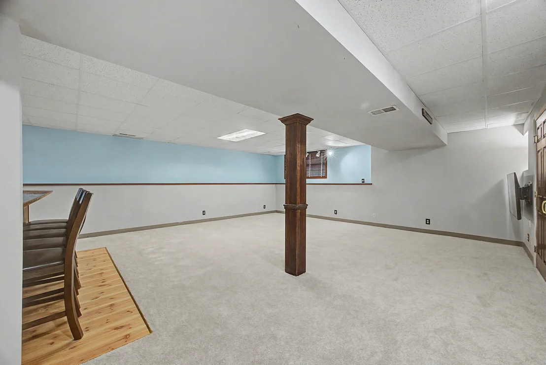 Photo of 1297 N Forrest Drive