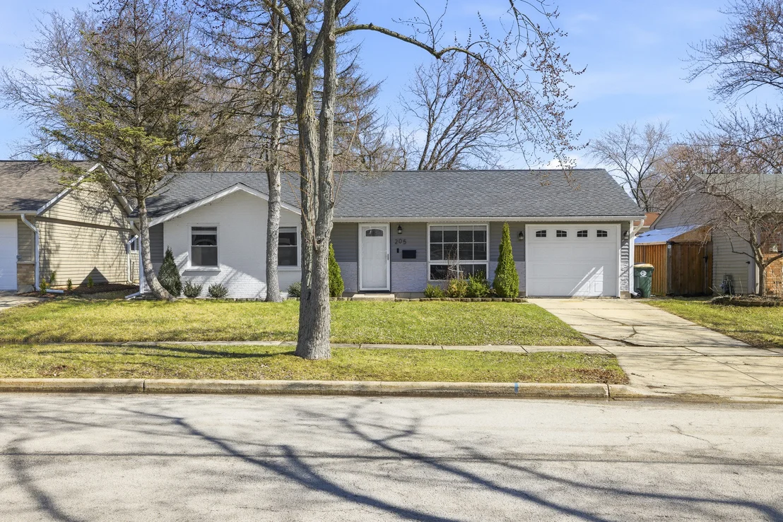 Photo of 205 Villa Road