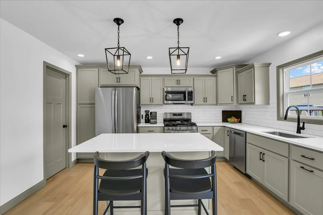 Photo of 216 Red Bud Drive