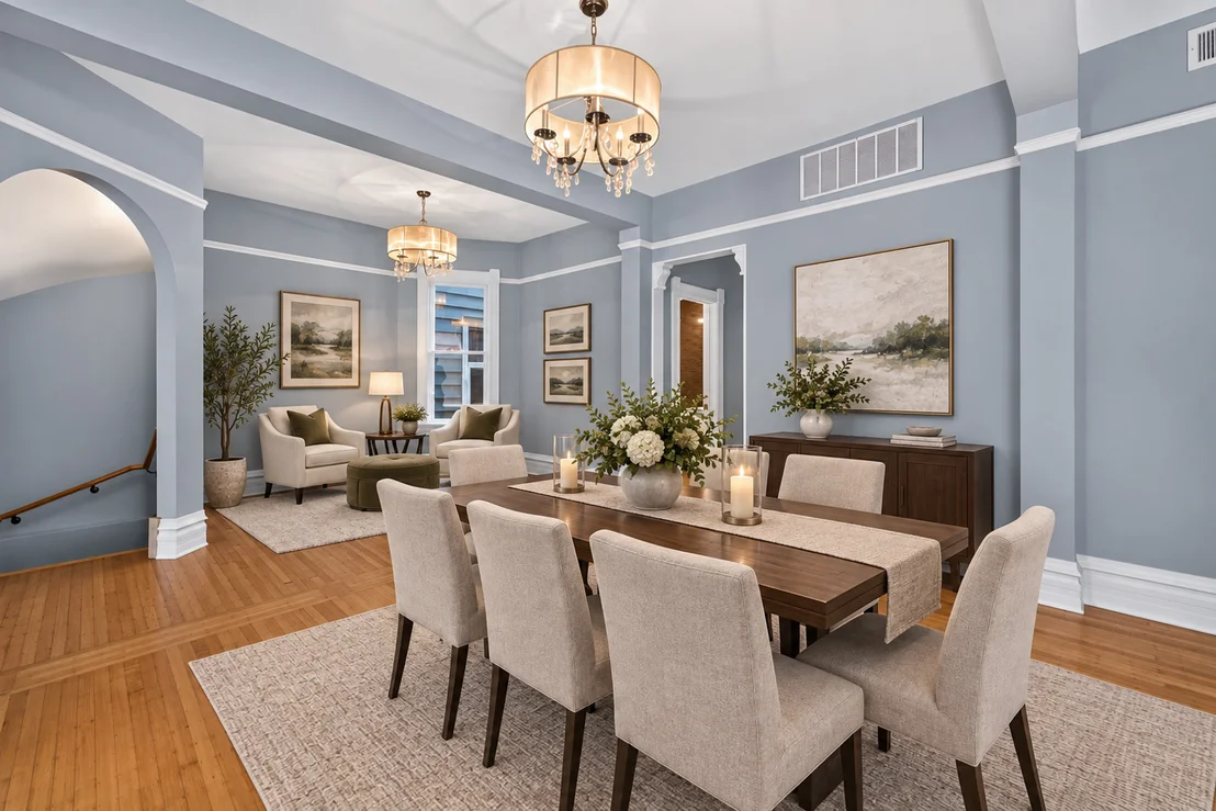 Photo of 634 W Briar Place