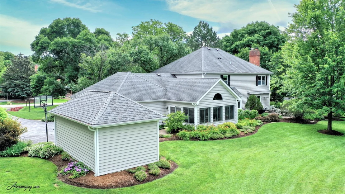 Photo of 2102 Shetland Road