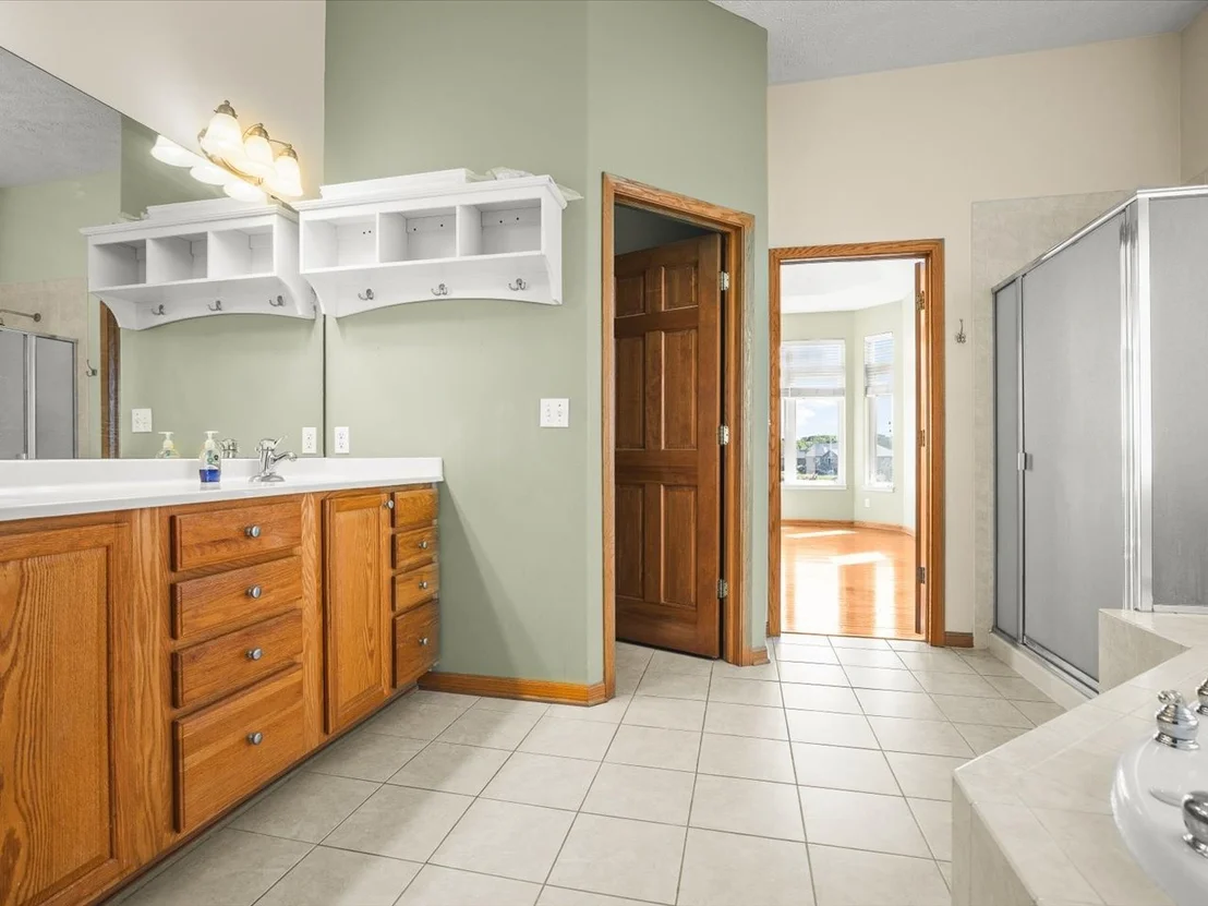 Photo of Unit 0 at 3729 Lakeview Drive