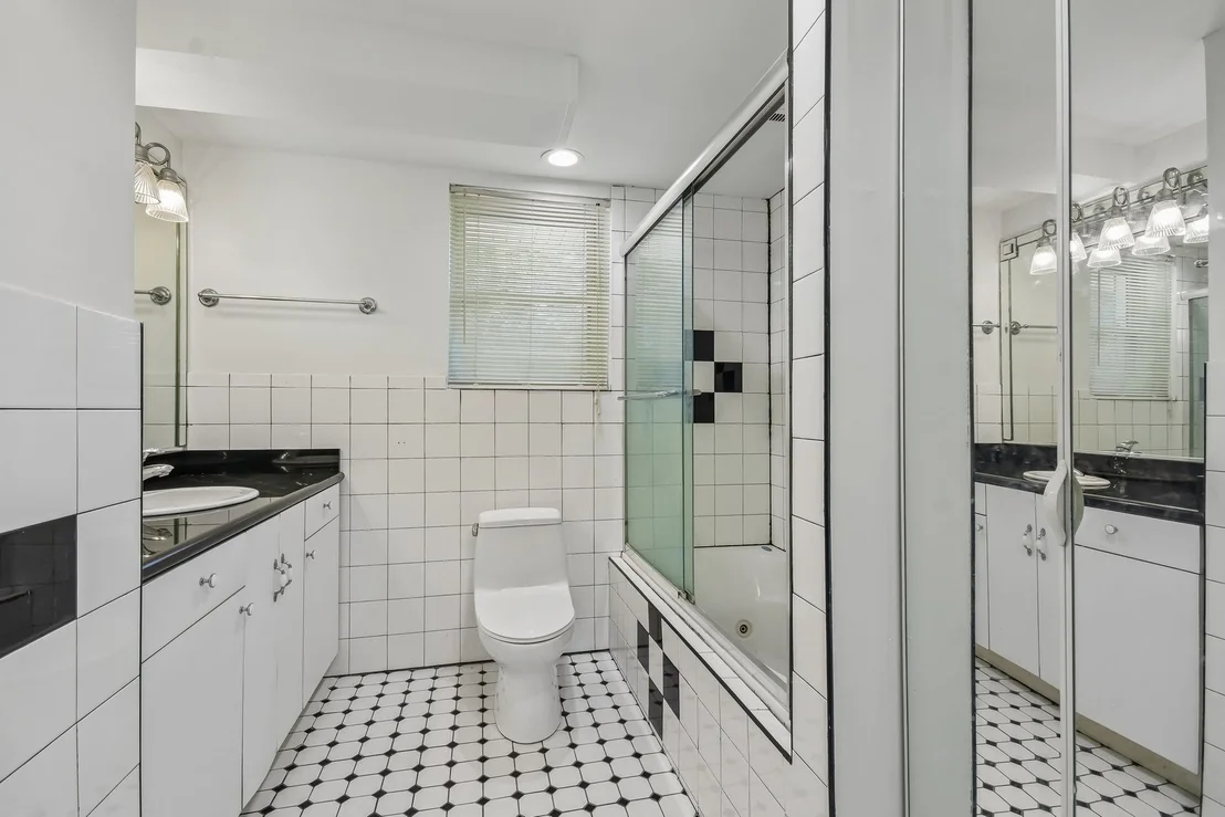 Photo of 151 E Maple Drive