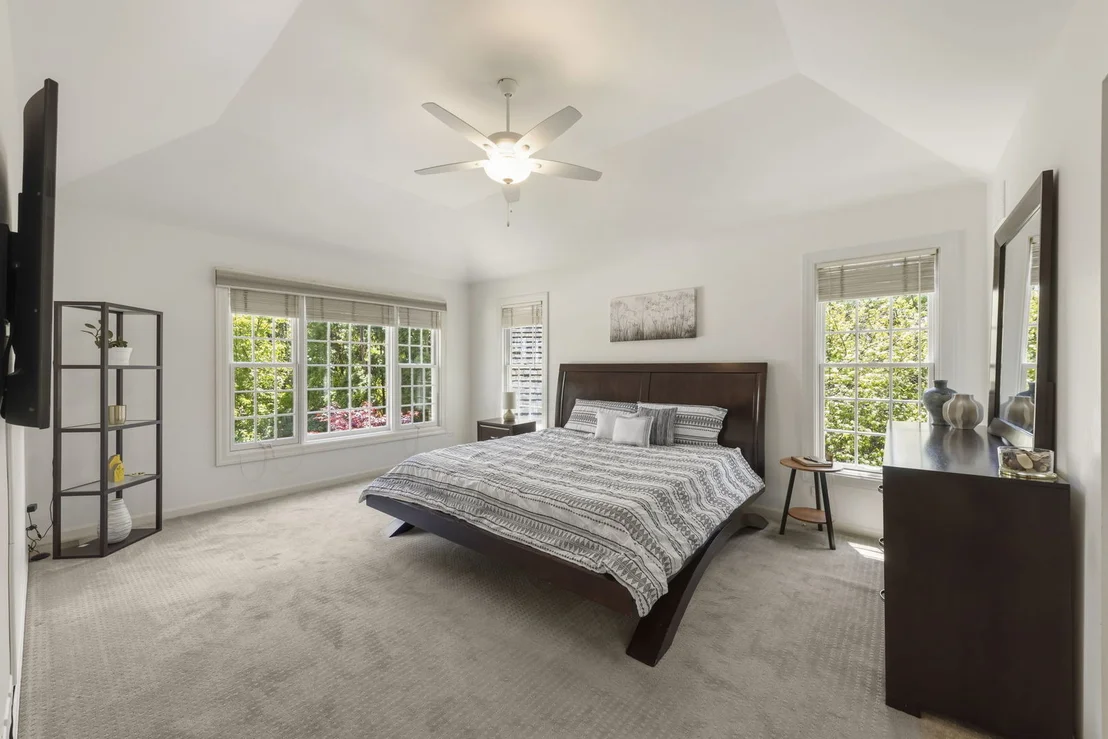 Photo of 1262 Midwest Lane