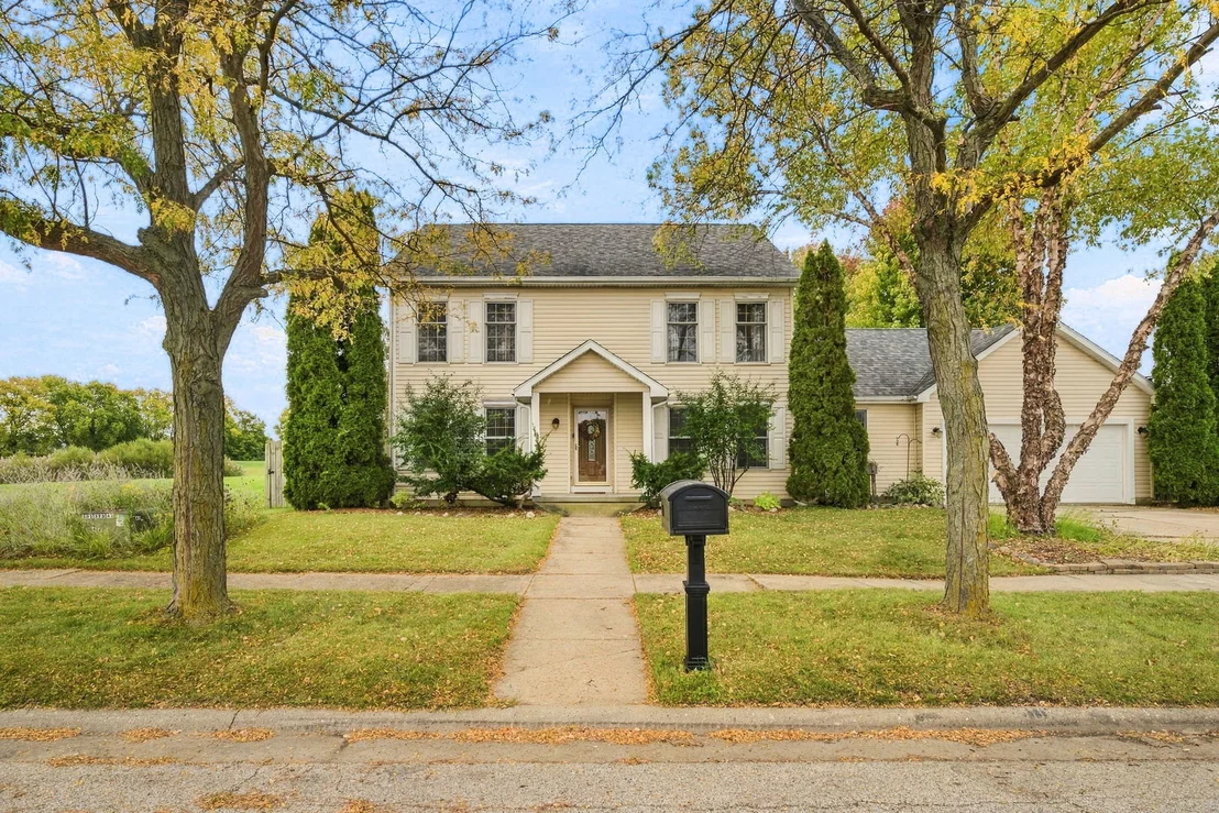 Photo of 1613 Locust Road