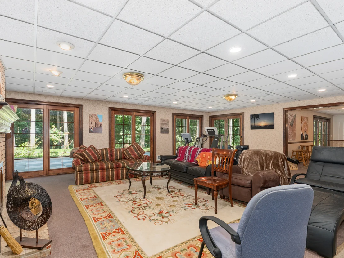 Photo of 818 Fox Glen Drive