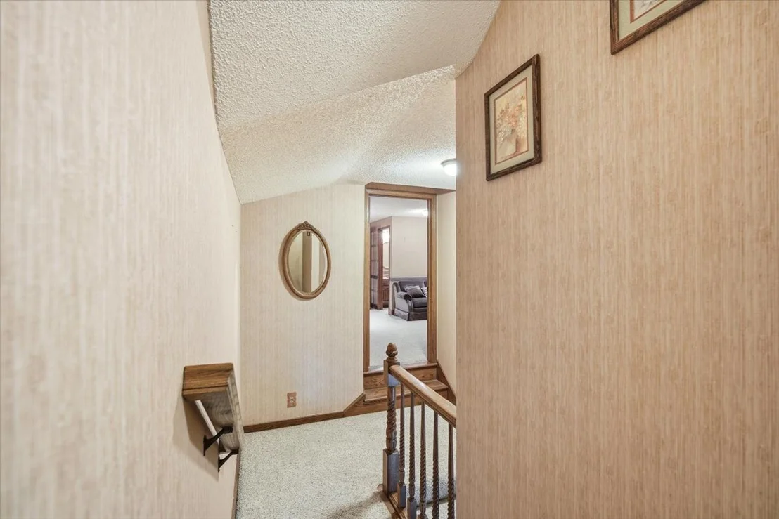 Photo of 2 Breckenridge Drive