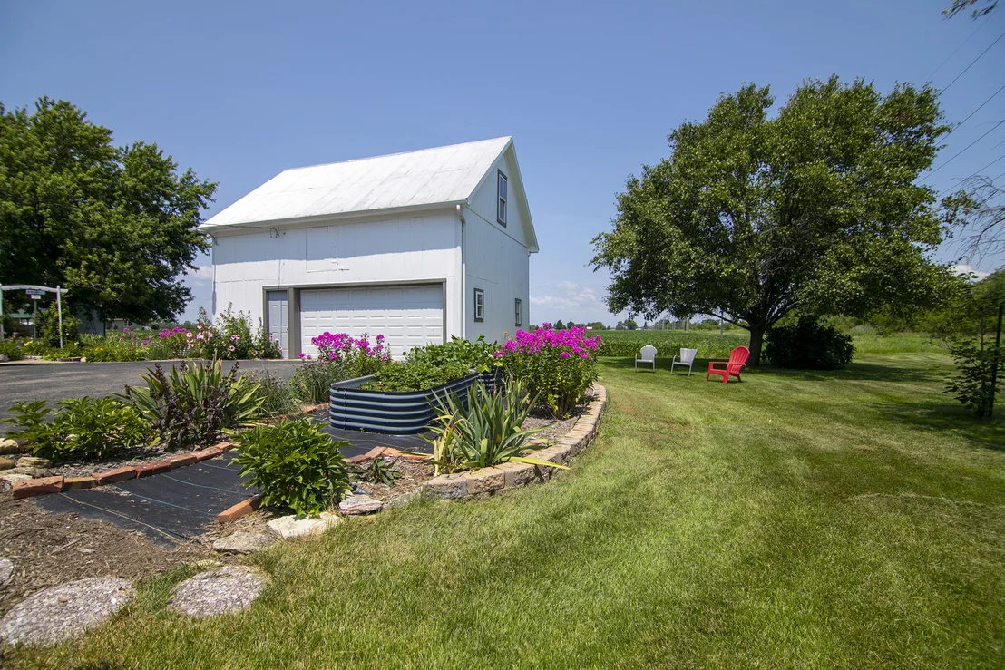 Photo of 125 W 1st Avenue