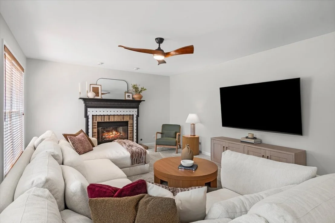 Photo of 1325 Deerfield Lane
