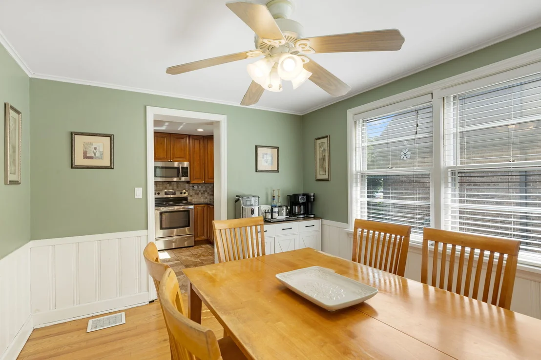 Photo of 515 Longfellow Avenue