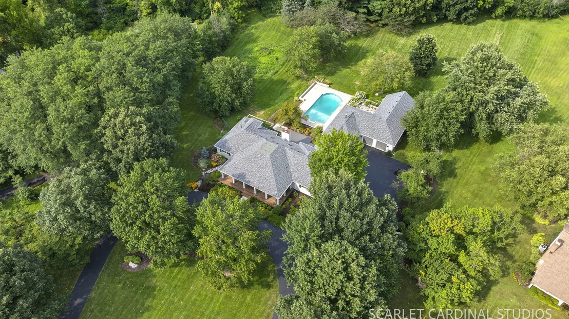 Photo of 38W064 Tanglewood Drive