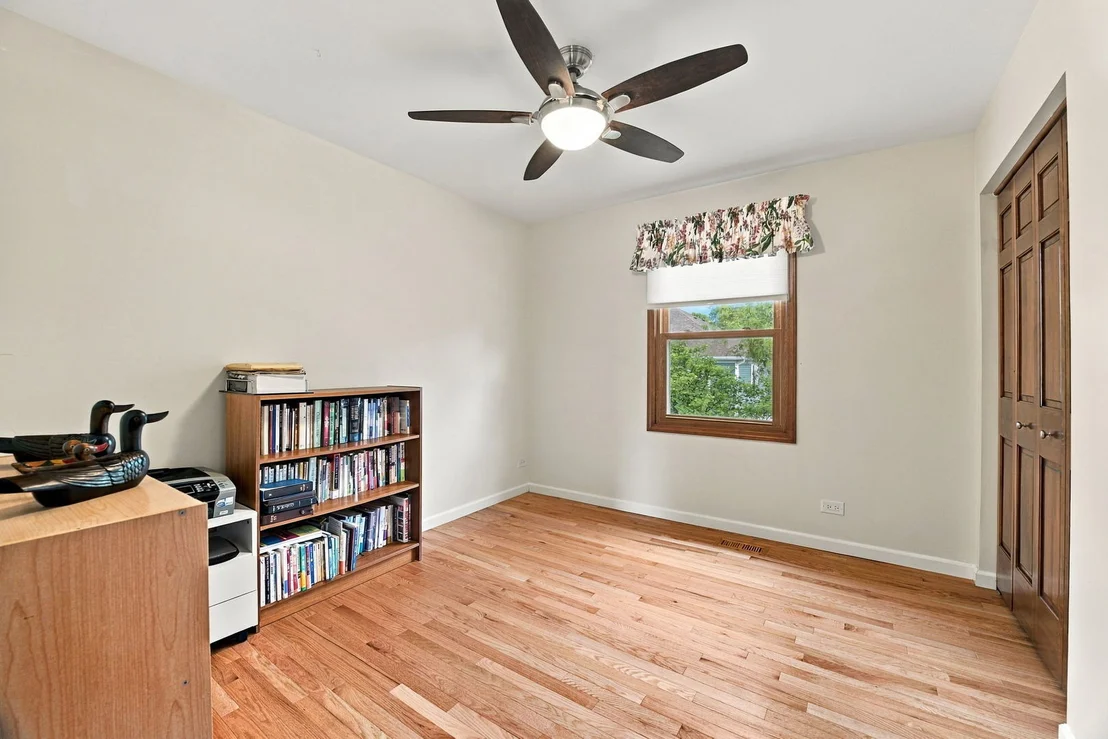 Photo of 1011 E Amberwood Circle