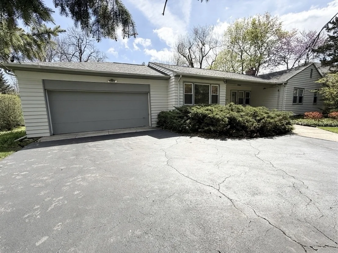 Photo of 1533 Crabtree Lane