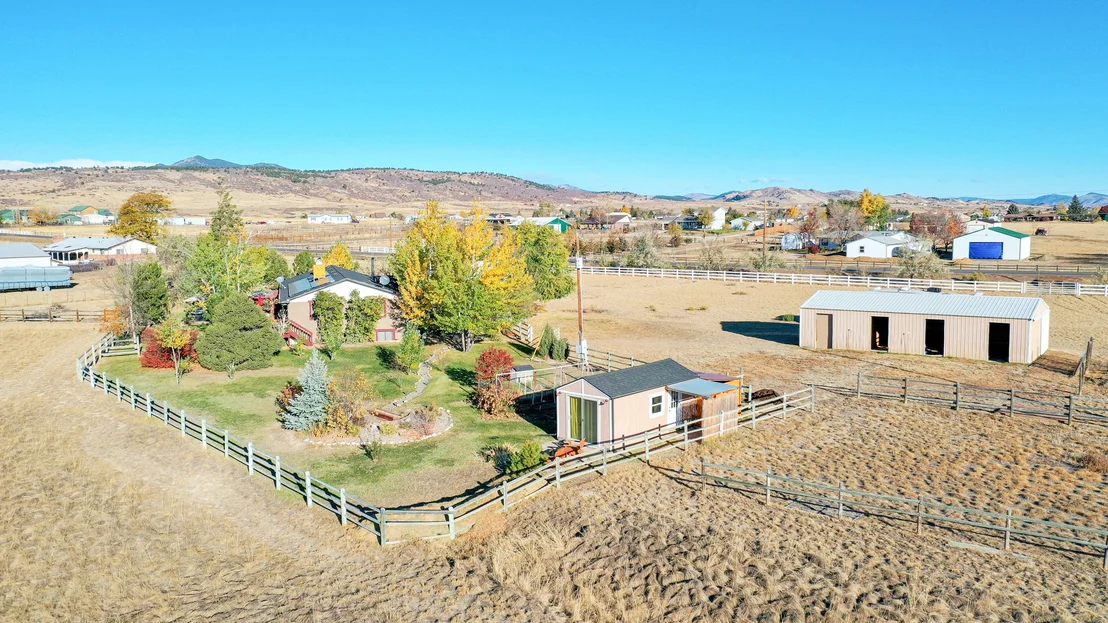 Photo of 5001 County Road 4 W