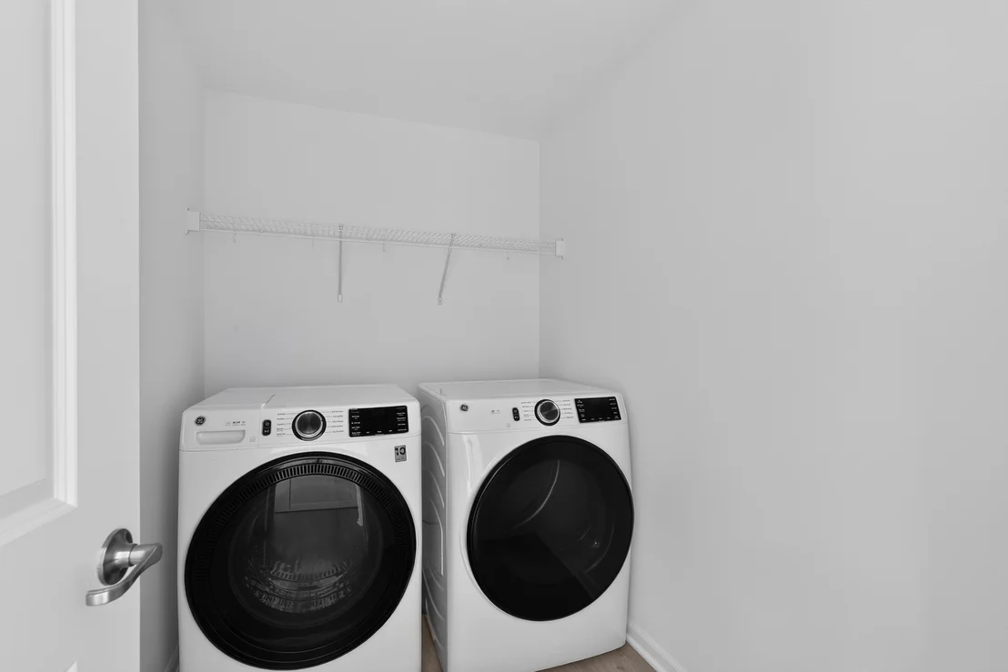 Photo of 446 Red Oak Circle