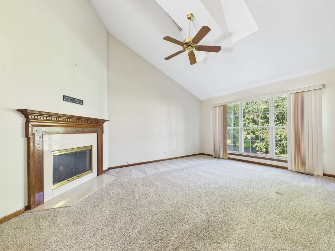 Photo of 284 Lorraine Circle