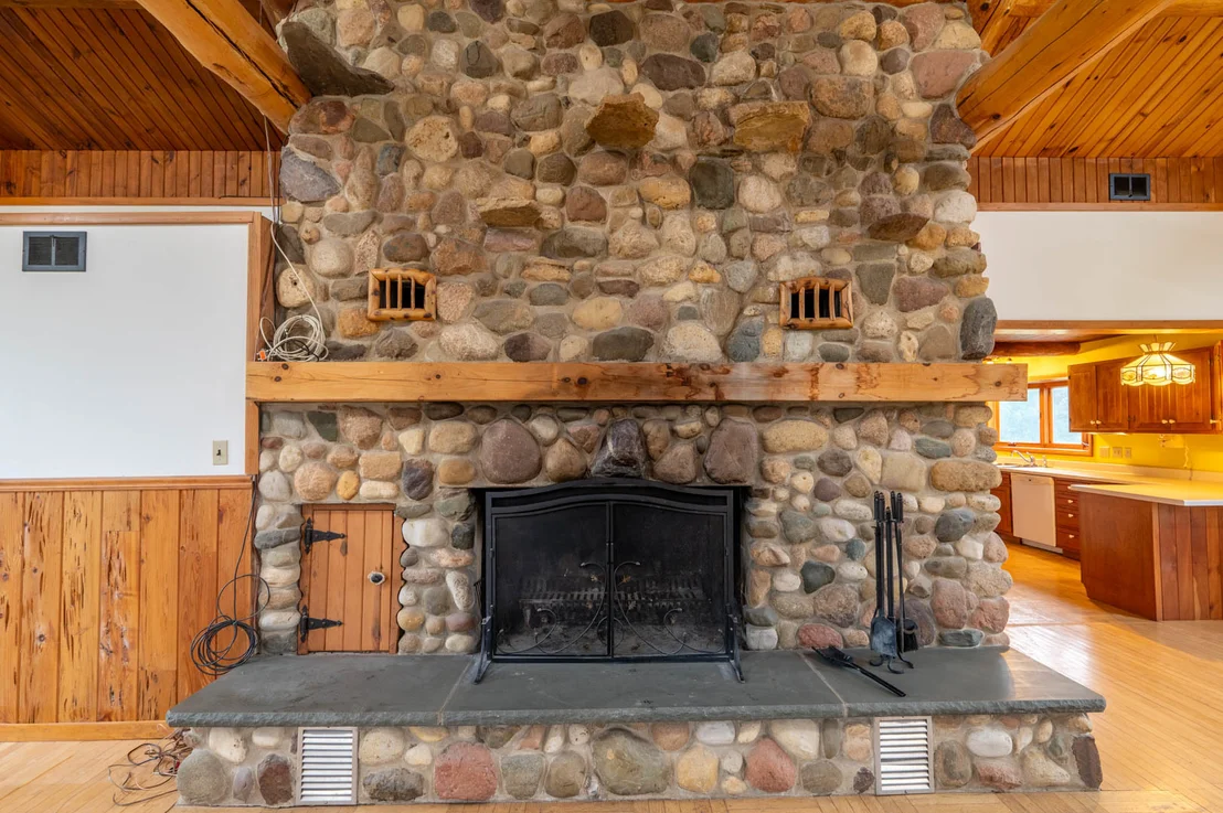 Photo of 3237 W Wilderness Road