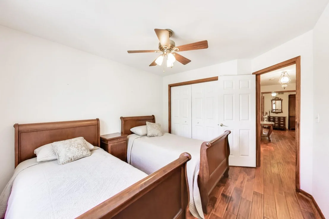 Photo of 133 Schiller Place
