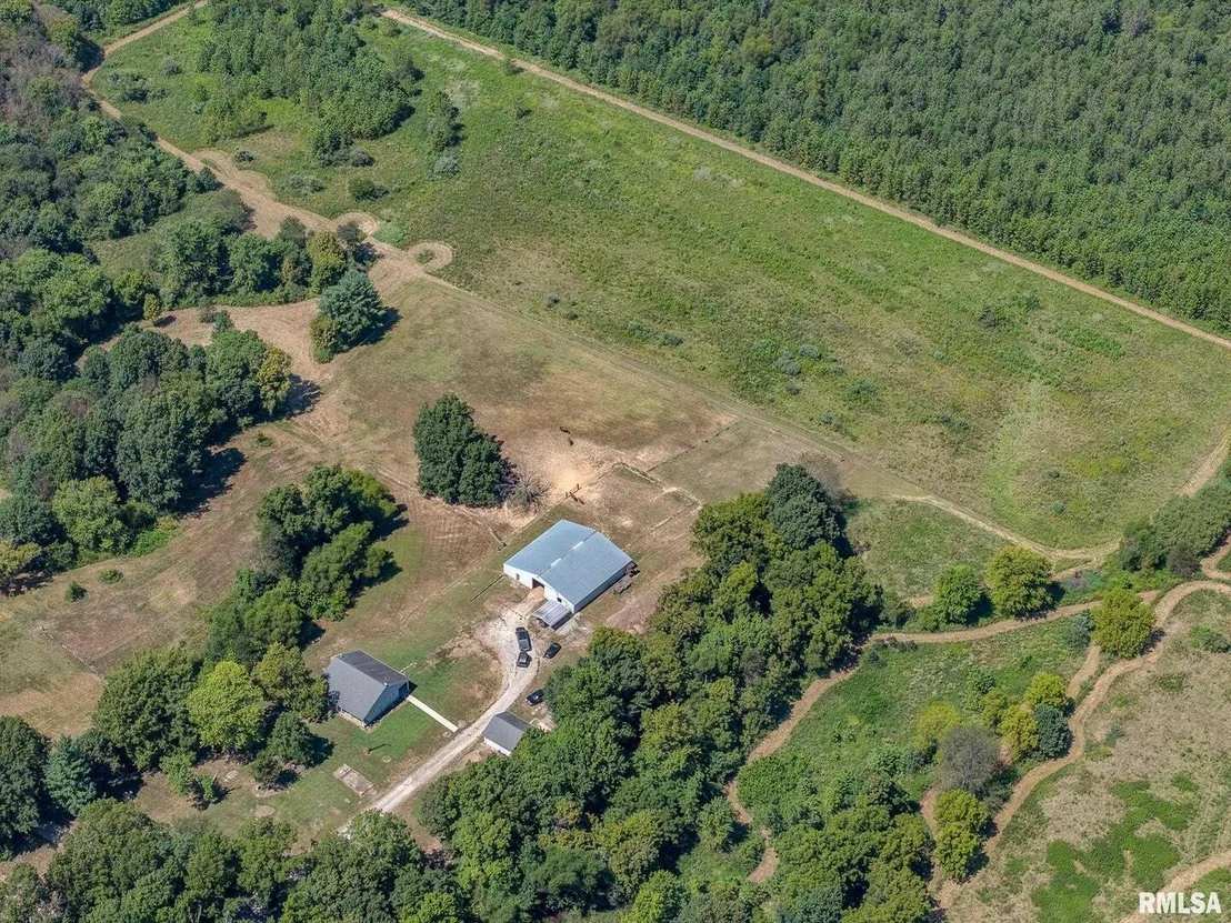 Photo of 520 DEERFIELD Road