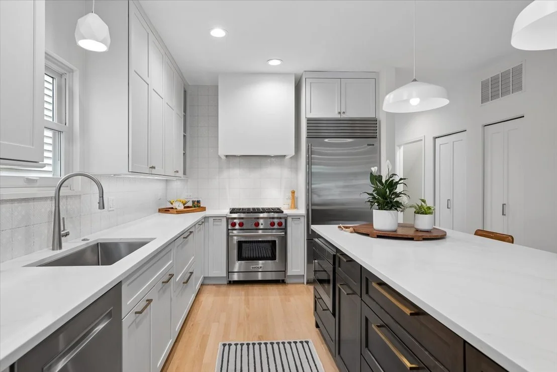 Photo of 331 W Evergreen Avenue