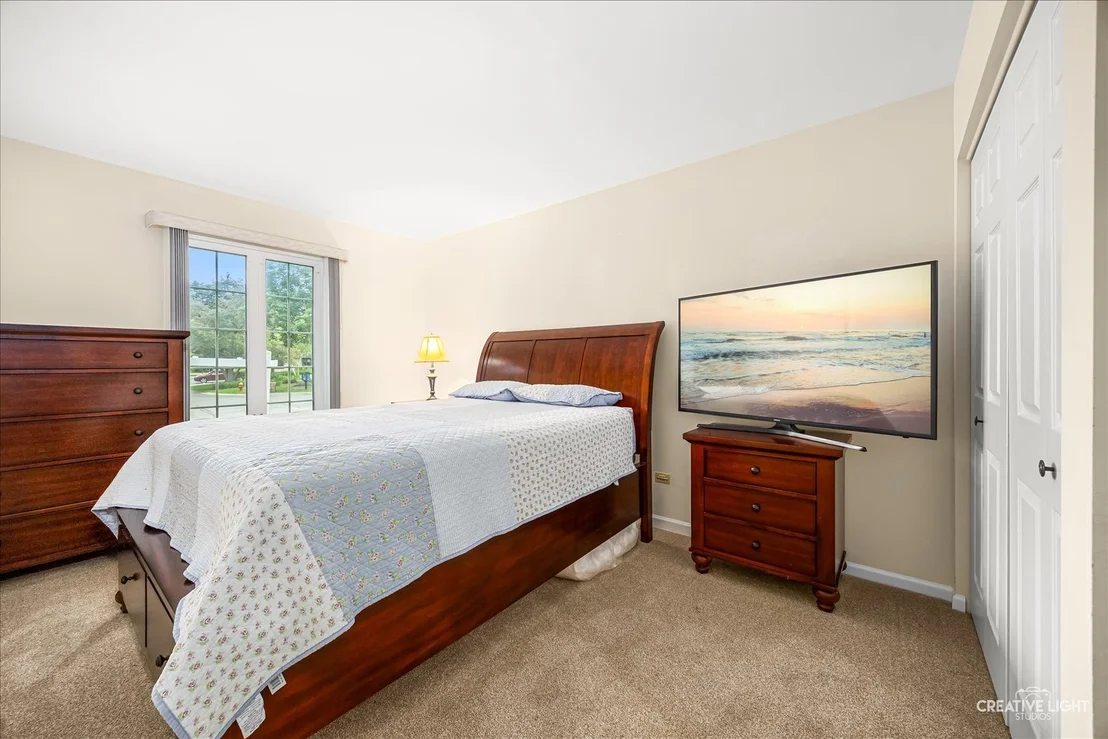 Photo of 17 White Oak Lane