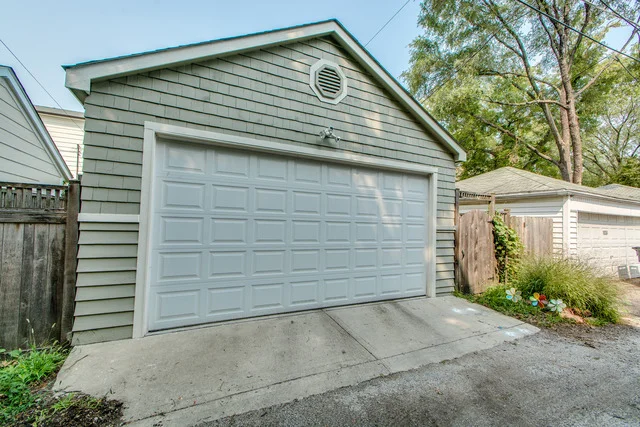 Photo of 1036 MONROE Street