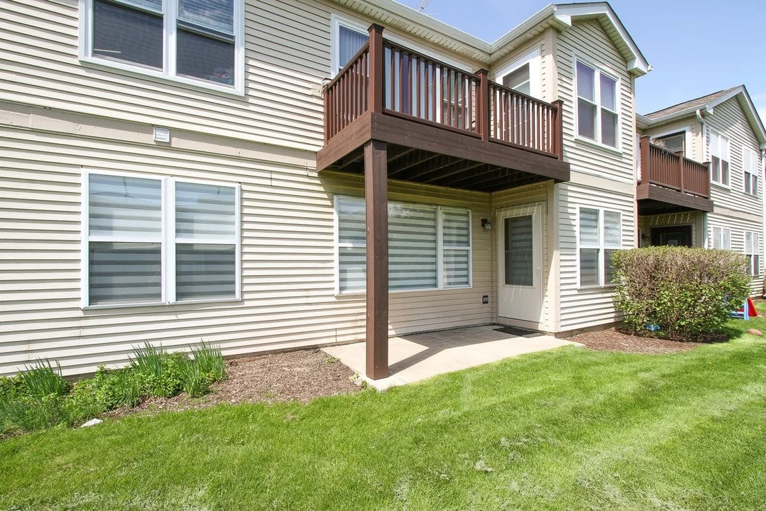 Photo of Unit A at 400 Woodview Circle