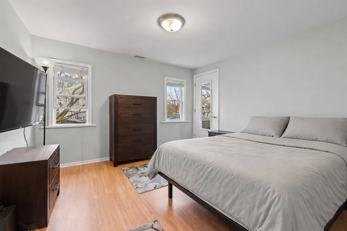 Photo of 4616 River Drive