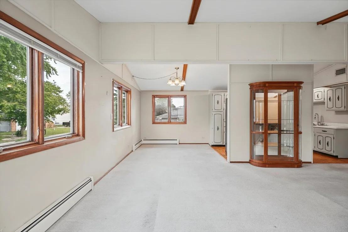 Photo of 814 Pinecrest Drive