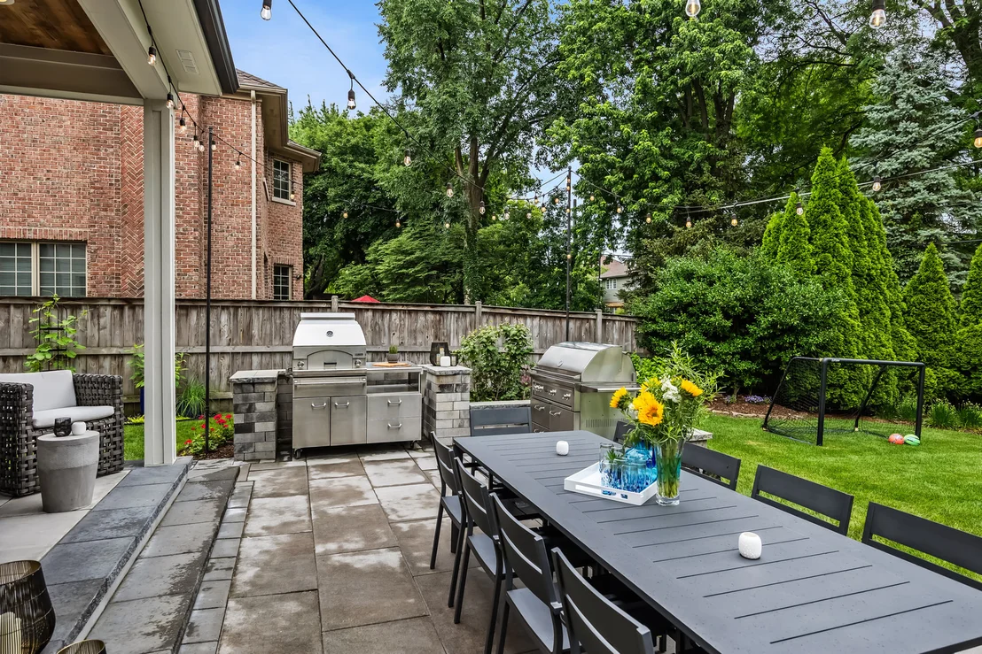 Photo of 2536 Oak Avenue