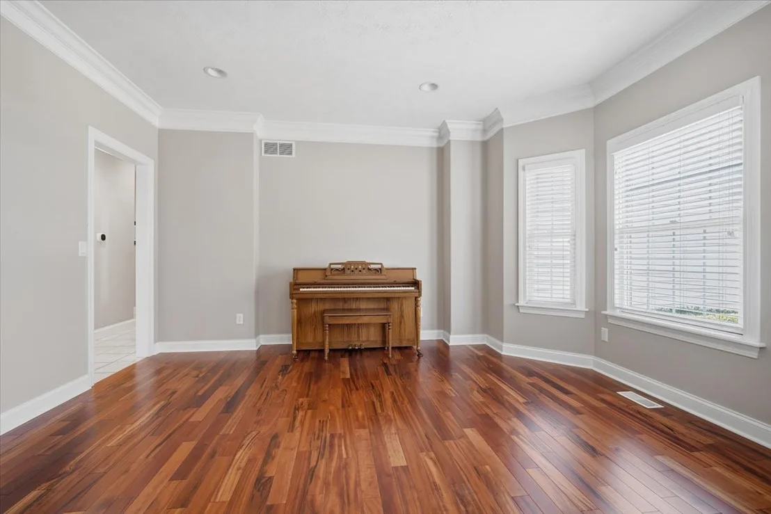 Photo of 46 Conway Circle