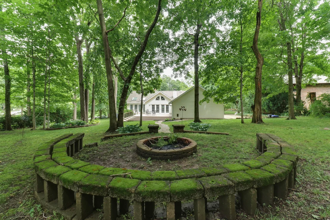 Photo of 1701 Sweetbriar Drive