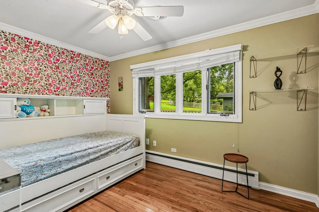 Photo of 9617 Hideaway Lane