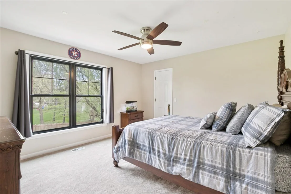 Photo of 299 Concord Square