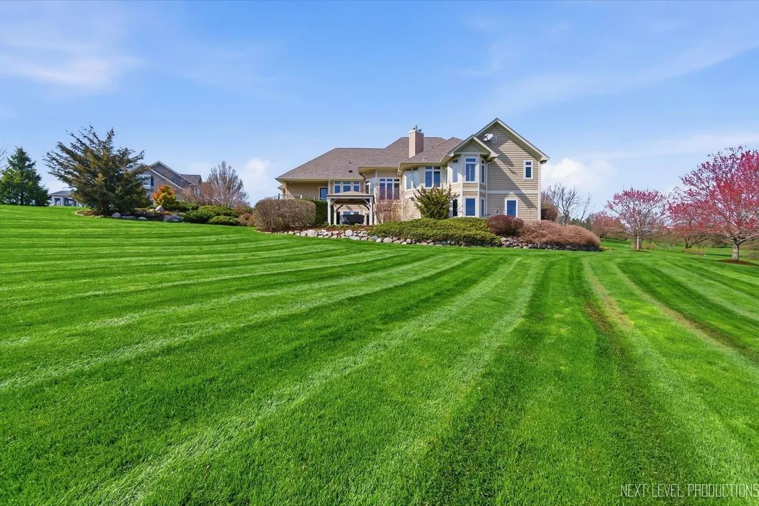 Photo of 1933 Spring Valley Drive