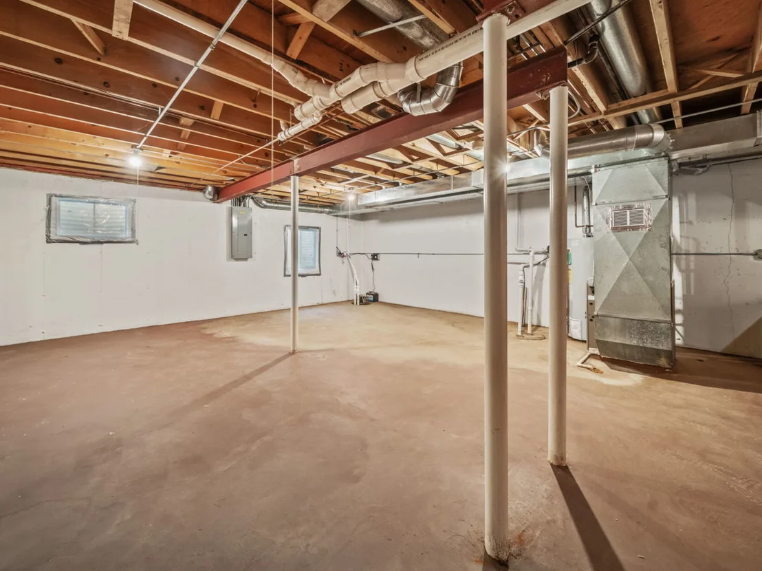 Photo of Unit A at 1775 Lakeview Drive