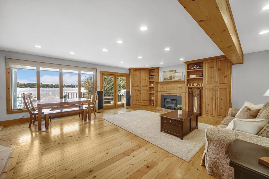 Photo of 224 MAINSAIL Drive