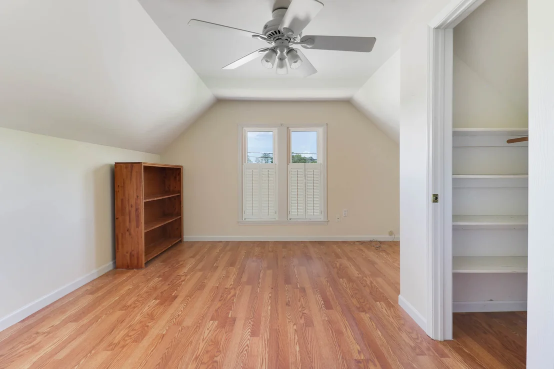 Photo of 409 Woodrig Road