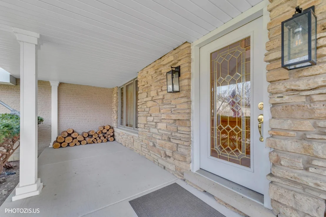 Photo of 3235 Robincrest Drive