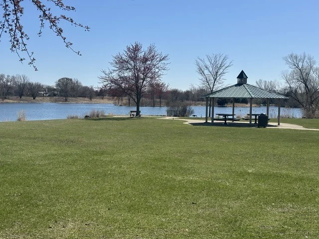 Photo of 567 Lakeview Drive