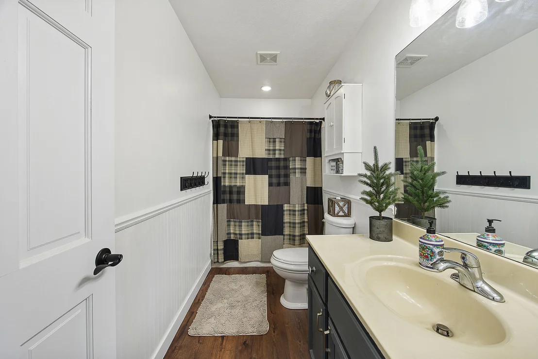 Photo of 1297 N Forrest Drive