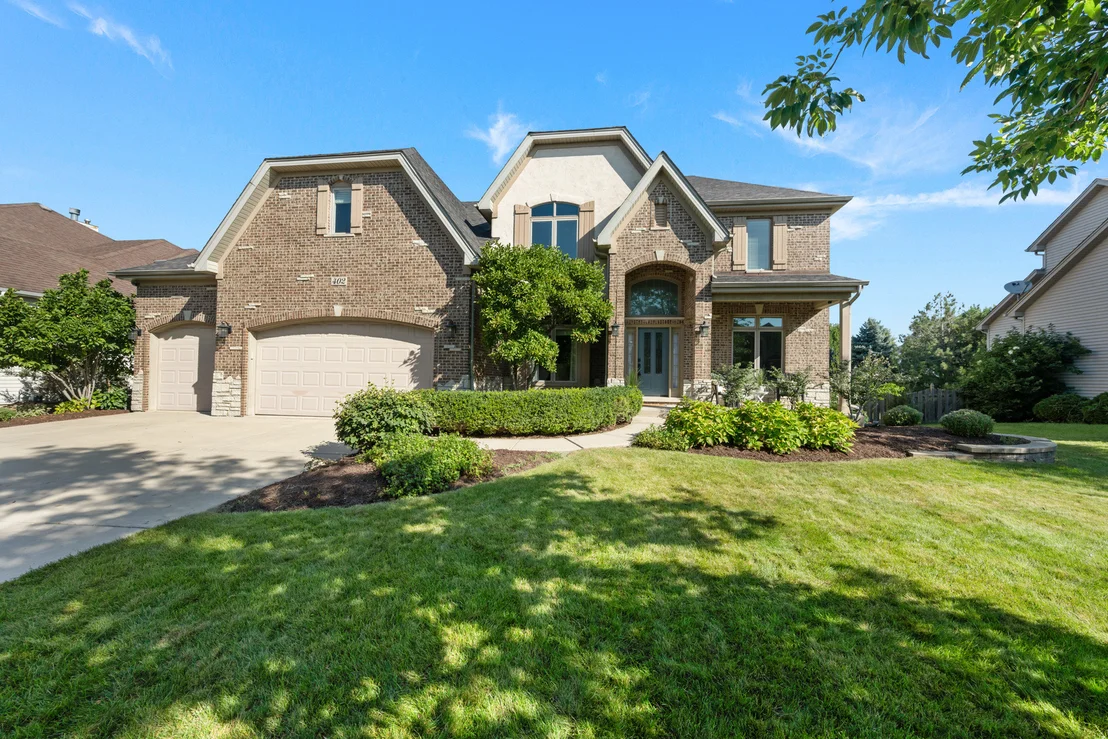 Photo of 402 Deerfield Drive